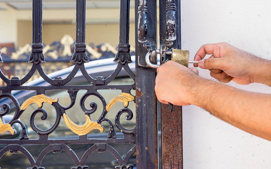 serrure porte Bagneux