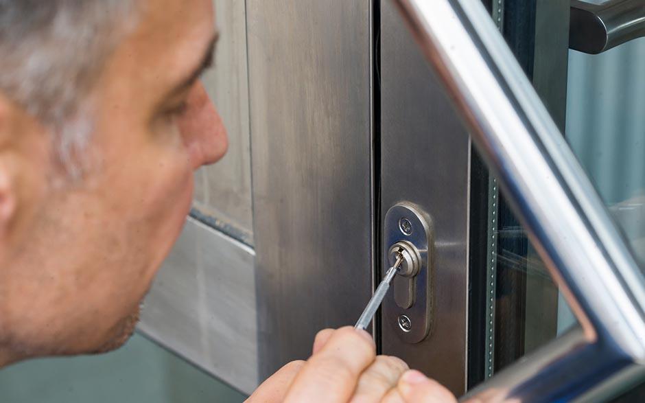serrure porte Bagneux